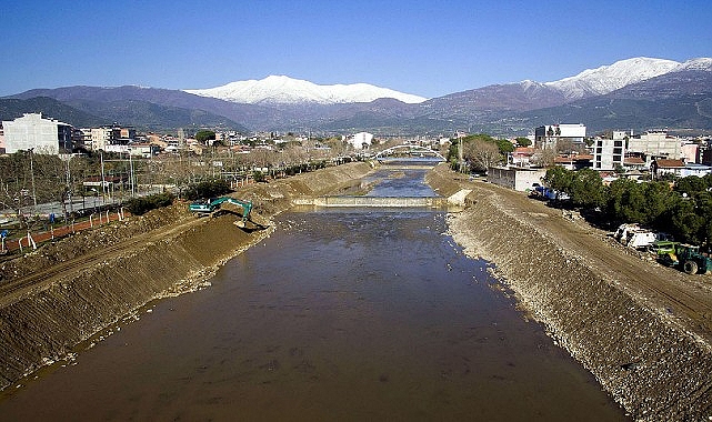 DSİ’den İzmir’e yatırım sağanağı: 21 yılda 217 tesis