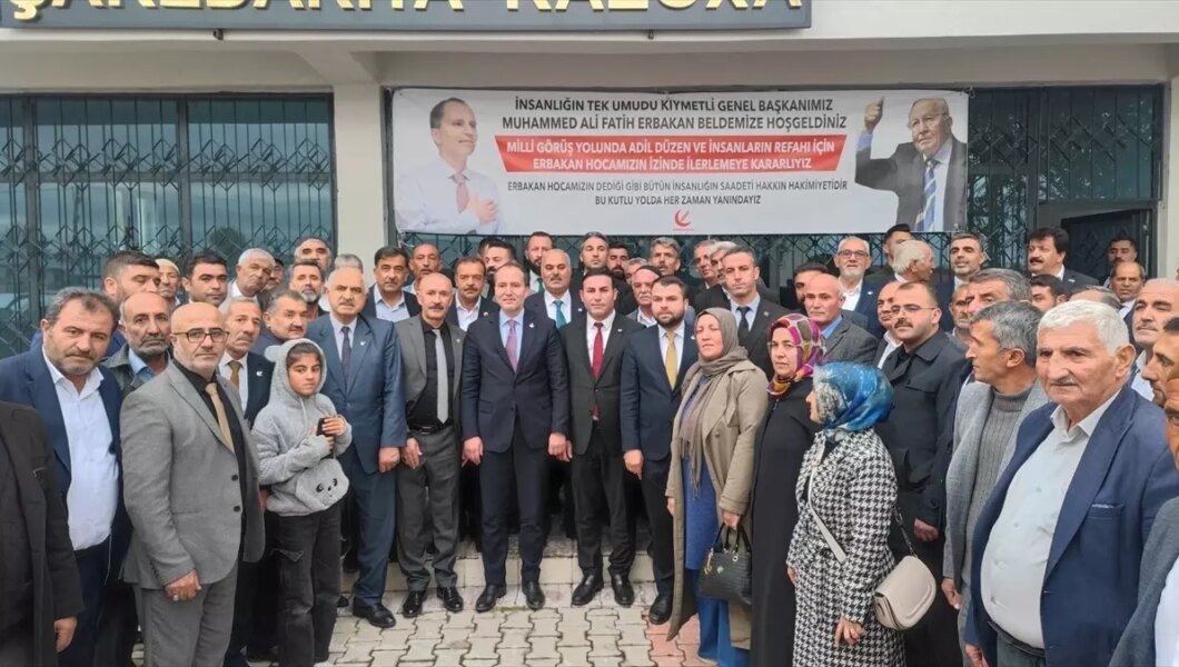 Erbakan Aydınlar Belediyesini Ziyaret Etti