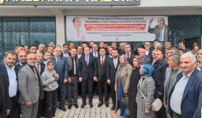 Erbakan Aydınlar Belediyesini Ziyaret Etti