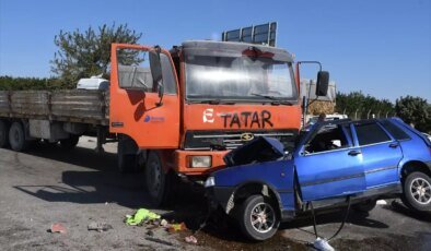 Adana’da Otomobil-Tır Çarpışması: 1 Ölü, 1 Yaralı