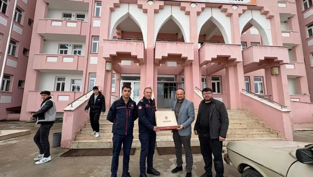 Başkan Doğan’dan Öğretmenler Günü Hediyesi