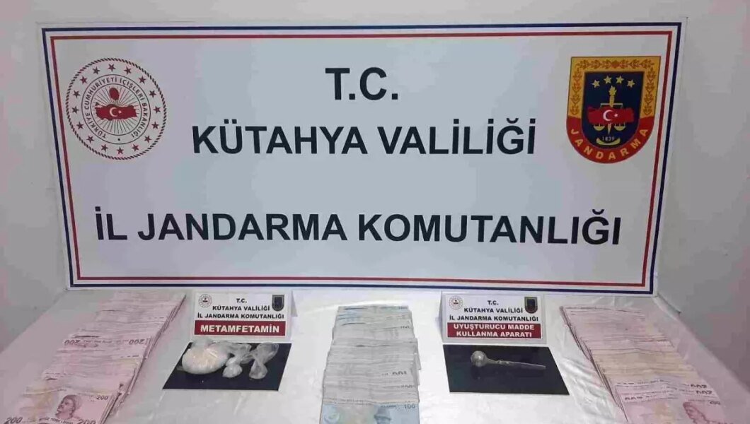 Kütahya’da Uyuşturucu Operasyonu: 55 Gram Metamfetamin Ele Geçirildi