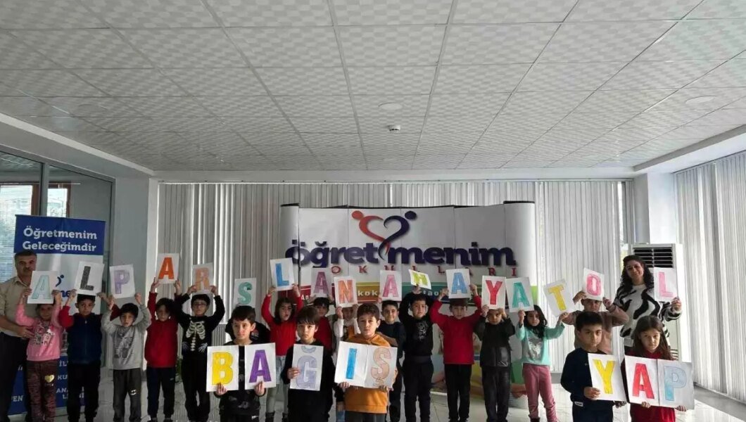 Minik Öğrencilerden Alpaslan’a Destek