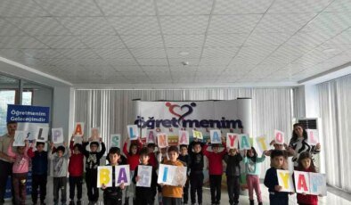 Minik Öğrencilerden Alpaslan’a Destek