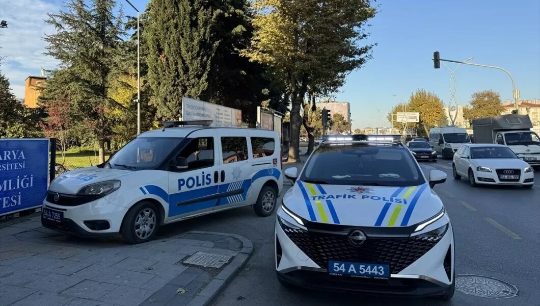 Sakarya’da Çocuk Trafik Kazasında Yaralandı