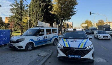 Sakarya’da Çocuk Trafik Kazasında Yaralandı