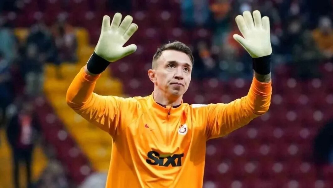 SON DAKİKA GS HABERİ: Muslera’nın yerine kim gelecek? Levent Tüzemen o ismi açıkladı!