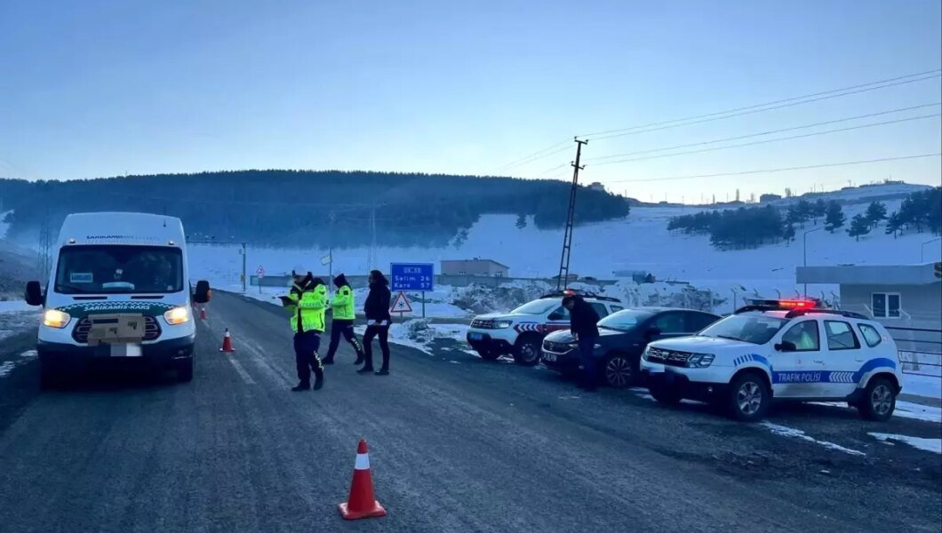 Kars’ta Jandarma Denetimleri Sürüyor