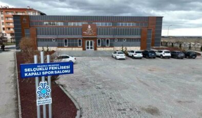 Selçuklu Belediyesi’nden Selçuklu Fen Lisesi’ne Modern Spor Tesisleri