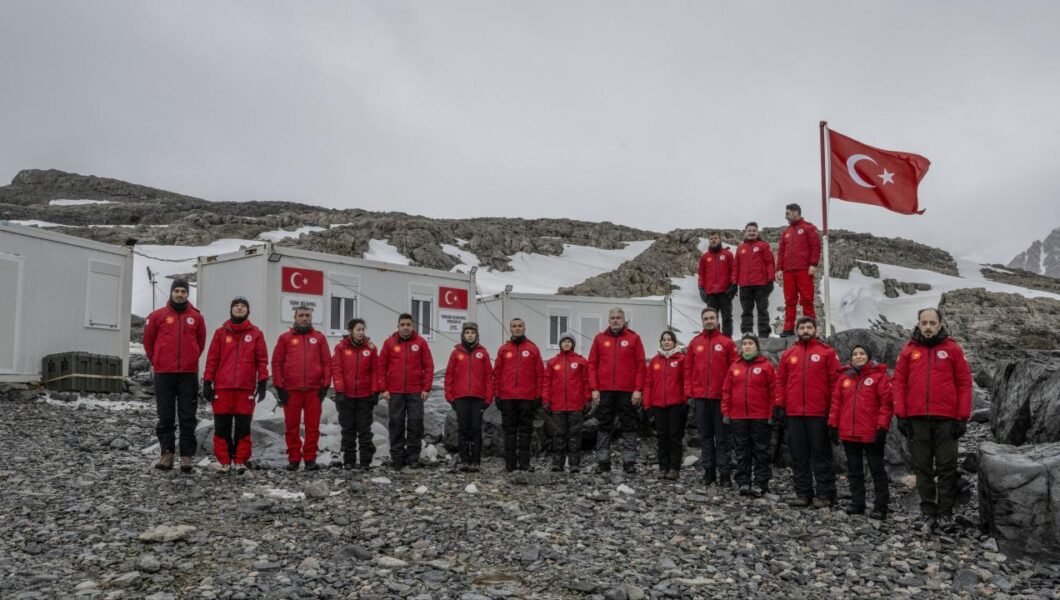 Antarktika Türk Bilimsel Araştırma Kampı’nda çalışmalar başladı
