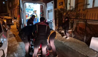 Edirne’de evlat dehşet saçtı: Babasını bıçaklayıp evden kaçtı