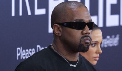 Nazi tişörtleri satan Kanye West’e tepki: Satış sayfası kapandı, menajerlik ajansından kovuldu