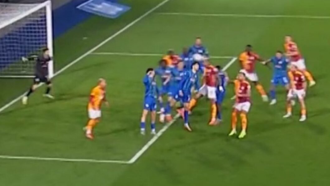 Sosyal medyada tartışılan an! Victor Osimhen’in 2. golünde ofsayt var mı?