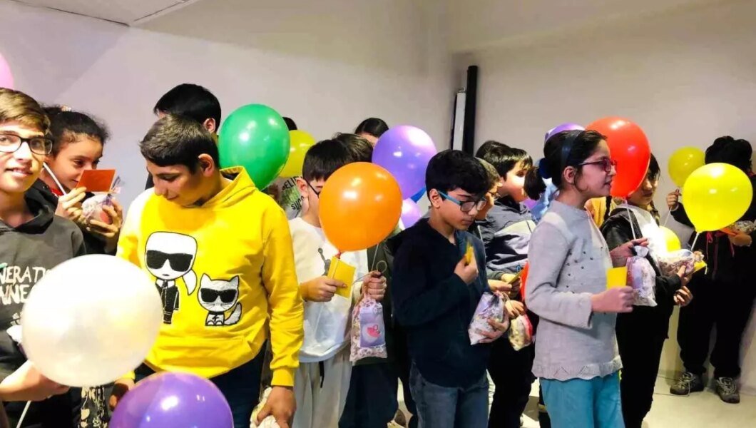 Engelli Çocuklara Arafalık Sürprizi