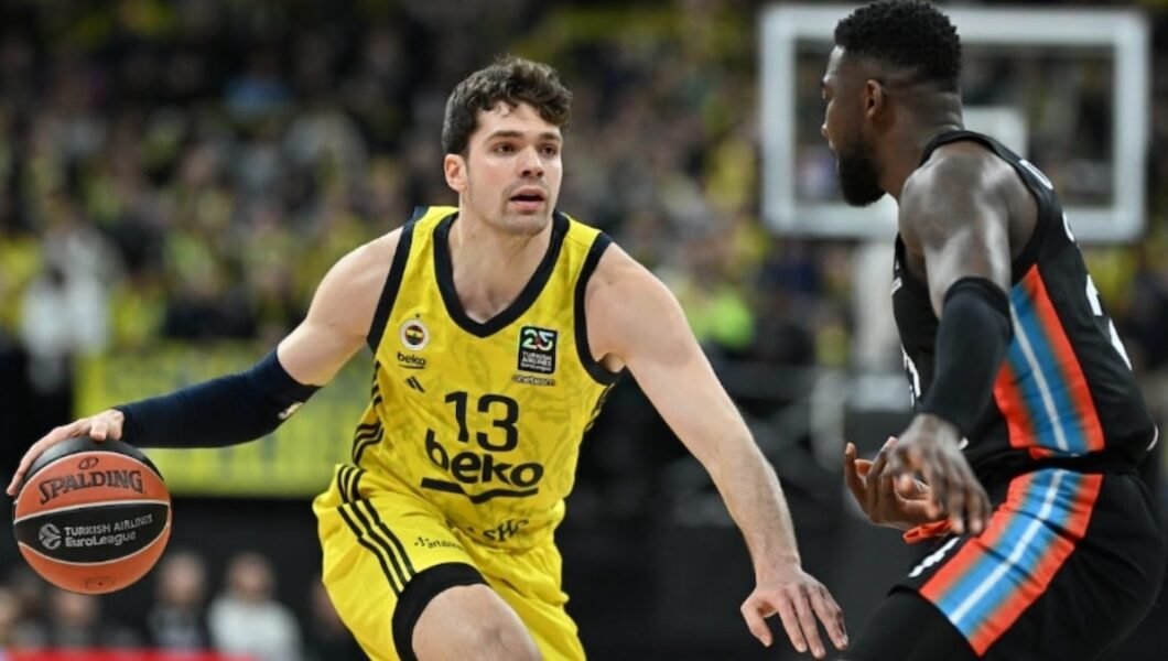 Fenerbahçe, Paris’te kazandı