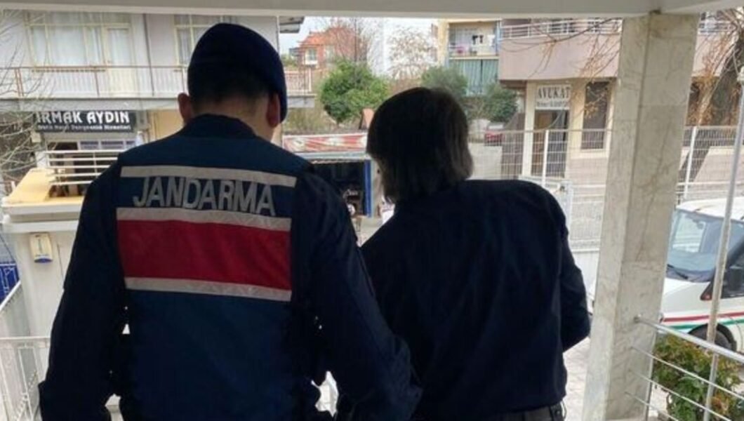 Manisa’da firari FETÖ hükümlüsü yakalandı