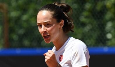 Milli tenisÃ§i Zeynep SÃ¶nmez final turunda