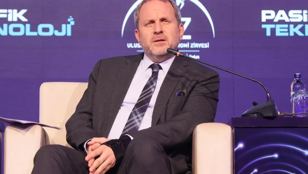 Savunma Teknolojilerinin Geleceği Zirvede Tartışıldı