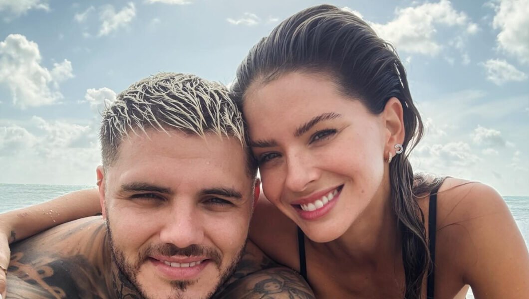 Amerika’da tatilde olan Mauro Icardi ve China Suarez’den yüzüklü fotoğraf geldi