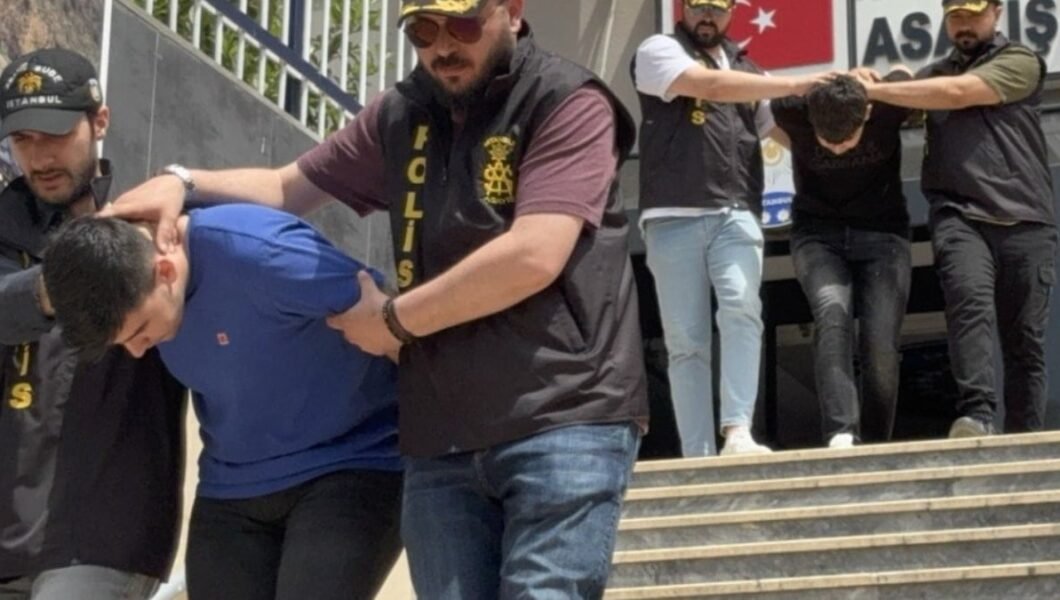 İstanbul’da fırına silahlı saldırı: 2 zanlı yakalandı